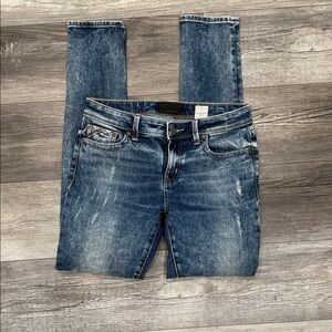 Buckle Women's Distressed Blue Skinny Jeans